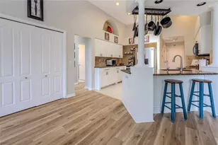4092 Hearthstone Dr, Sarasota, FL 34238 - Photo 11