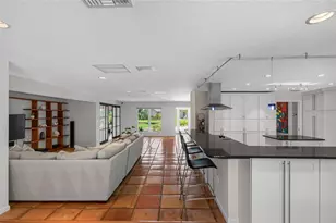 2631 Puritan Terrace, Sarasota, FL 34239 - Photo 13