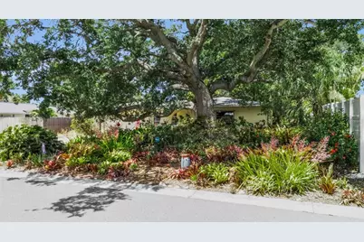 1808 49th Street W, Bradenton, FL 34209 - Photo 3