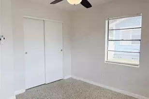 219 21st St E, Bradenton, FL 34208 - Photo 13
