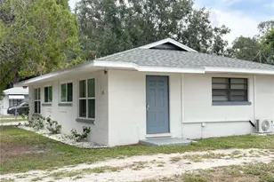 219 21st St E, Bradenton, FL 34208 - Photo 1