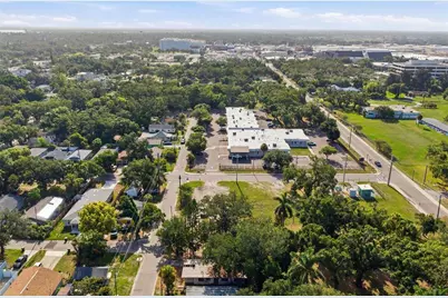 202 12th Avenue E, Bradenton, FL 34208 - Photo 11