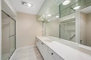 3646 Glen Eagle Dr, Sarasota, FL 34238 - Photo 31