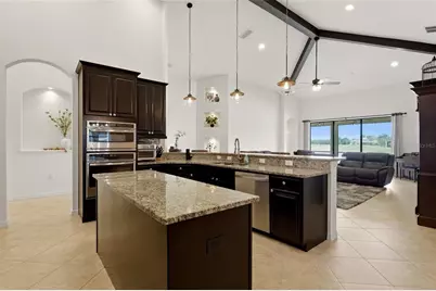 534 Chantilly Trail, Bradenton, FL 34212 - Photo 17