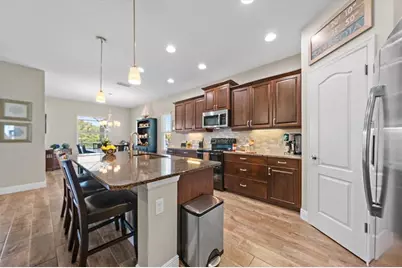 4716 Creekridge Court, Bradenton, FL 34203 - Photo 9