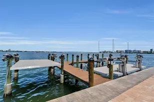 1372 Harbor Dr, Sarasota, FL 34239 - Photo 17