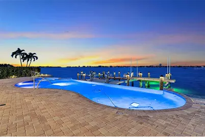 1372 Harbor Drive, Sarasota, FL 34239 - Photo 5