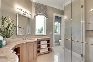 1372 Harbor Dr, Sarasota, FL 34239 - Photo 51