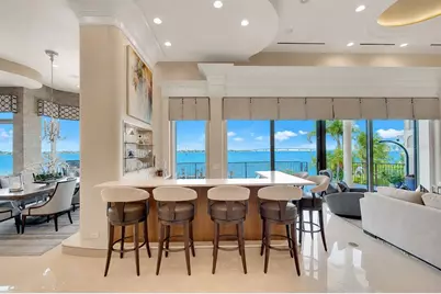 1372 Harbor Drive, Sarasota, FL 34239 - Photo 9