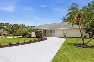 3900 Torrey Pines Blvd, Sarasota, FL 34238 - Photo 7