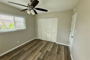 2716 Blossom Dr, Sarasota, FL 34239 - Photo 9