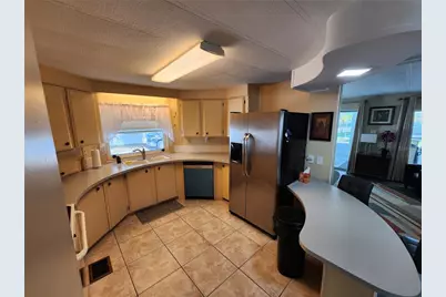 808 53rd Avenue E #223, Bradenton, FL 34203 - Photo 5
