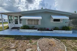 808 53rd Ave E, Bradenton, FL 34203 - Photo 1