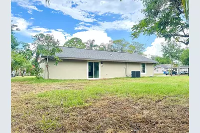 1427 Murillo Loop, Ruskin, FL 33570 - Photo 3