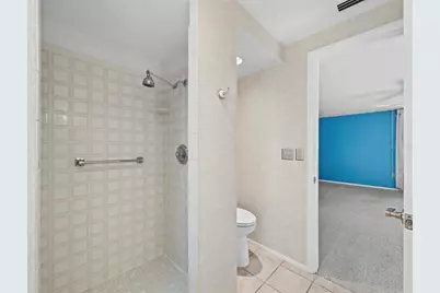 5451 Shadow Lawn Drive, Sarasota, FL 34242 - Photo 53