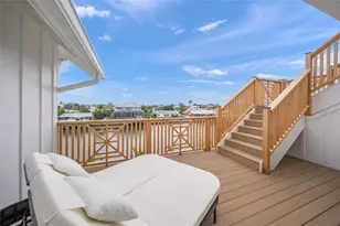 525 68th St, Holmes Beach, FL 34217 - Photo 31