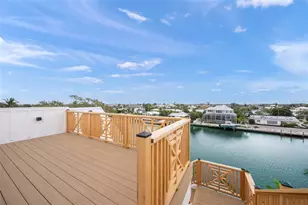 525 68th St, Holmes Beach, FL 34217 - Photo 45