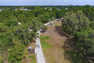 4224 Via Piedra Cir, Sarasota, FL 34233 - Photo 49