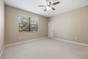 4224 Via Piedra Cir, Sarasota, FL 34233 - Photo 23
