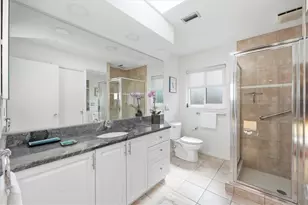 3504 Brookline Dr, Sarasota, FL 34239 - Photo 17