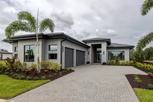 257 Blue Pearl Ct, Sarasota, FL 34240 - Photo 1