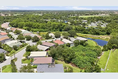 8492 Idlewood Court, Lakewood Ranch, FL 34202 - Photo 59