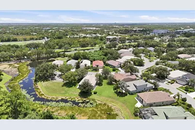 8492 Idlewood Court, Lakewood Ranch, FL 34202 - Photo 57