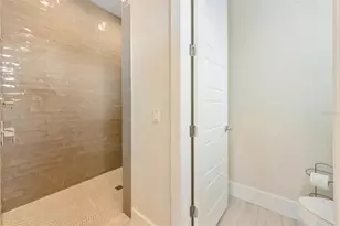 418 Magnolia Ave, Anna Maria, FL 34216 - Photo 23