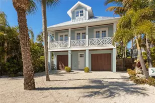 418 Magnolia Ave, Anna Maria, FL 34216 - Photo 3
