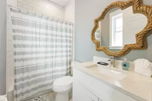 418 Magnolia Ave, Anna Maria, FL 34216 - Photo 17