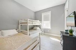 418 Magnolia Ave, Anna Maria, FL 34216 - Photo 15