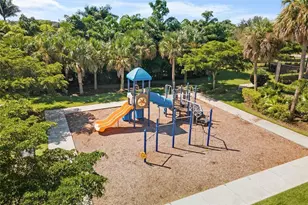 223 Maraviya Blvd, Nokomis, FL 34275 - Photo 59