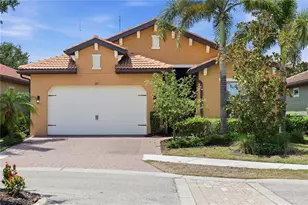 223 Maraviya Blvd, Nokomis, FL 34275 - Photo 1