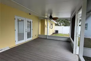 623 Palm Blvd, Dunedin, FL 34698 - Photo 9