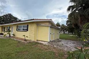 623 Palm Blvd, Dunedin, FL 34698 - Photo 7