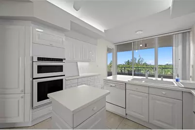 3060 Grand Bay Boulevard #133, Longboat Key, FL 34228 - Photo 19