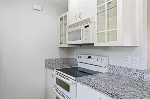 1915 Colleen St, Sarasota, FL 34231 - Photo 15