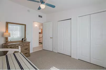 2804 Avenue C, Holmes Beach, FL 34217 - Photo 17