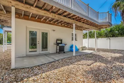 2804 Avenue C, Holmes Beach, FL 34217 - Photo 23