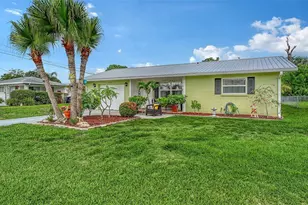 1003 21st Ave W, Palmetto, FL 34221 - Photo 3