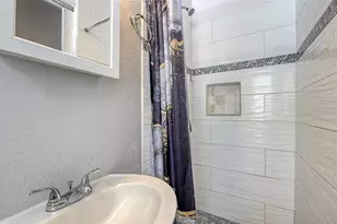 1004 27th Ave W, Bradenton, FL 34205 - Photo 13
