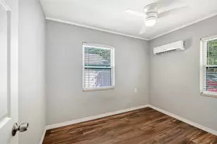1004 27th Ave W, Bradenton, FL 34205 - Photo 9