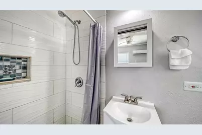 1004 27th Avenue W, Bradenton, FL 34205 - Photo 33