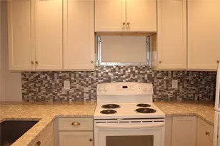 3602 54th St W, Bradenton, FL 34209 - Photo 3