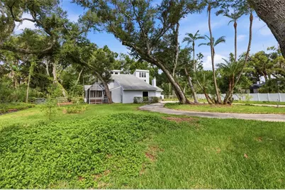 3404 62nd Street E, Bradenton, FL 34208 - Photo 3