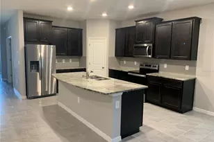 2012 Midnight Pearl Dr, Sarasota, FL 34240 - Photo 5