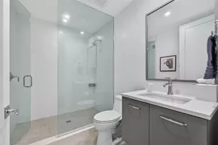 35 Watergate Dr, Sarasota, FL 34236 - Photo 17