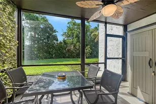1646 Stickney Point Rd, Sarasota, FL 34231 - Photo 33