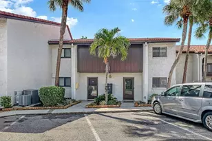 1646 Stickney Point Rd, Sarasota, FL 34231 - Photo 11
