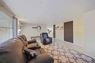 3376 7th St, Sarasota, FL 34237 - Photo 19